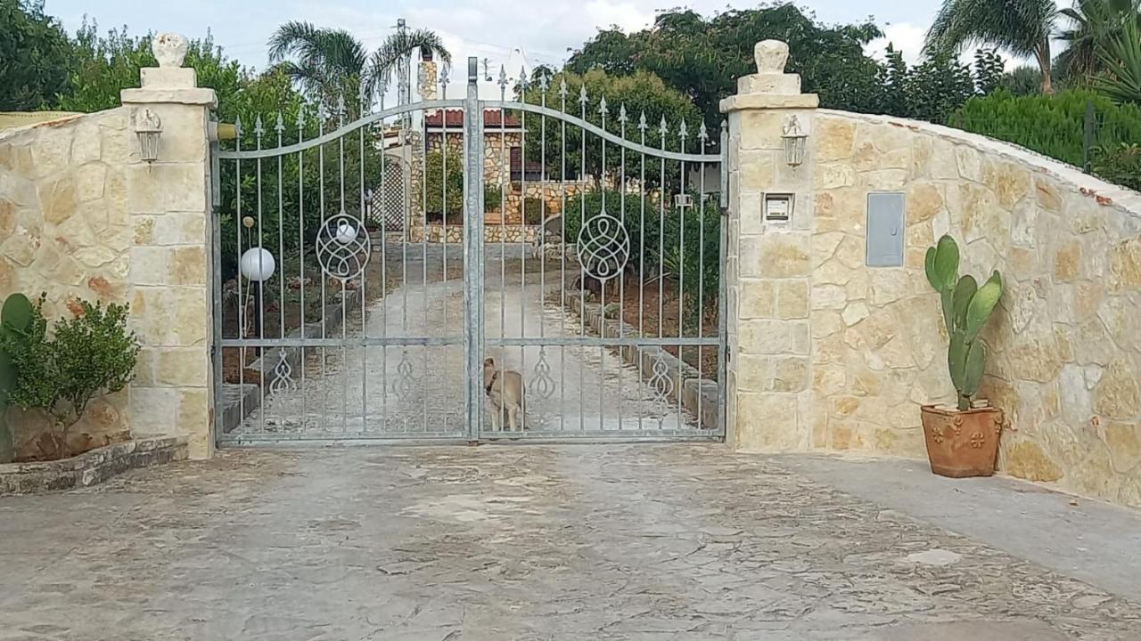 Casetta Albizia San Vito dei Normanni Kültér fotó